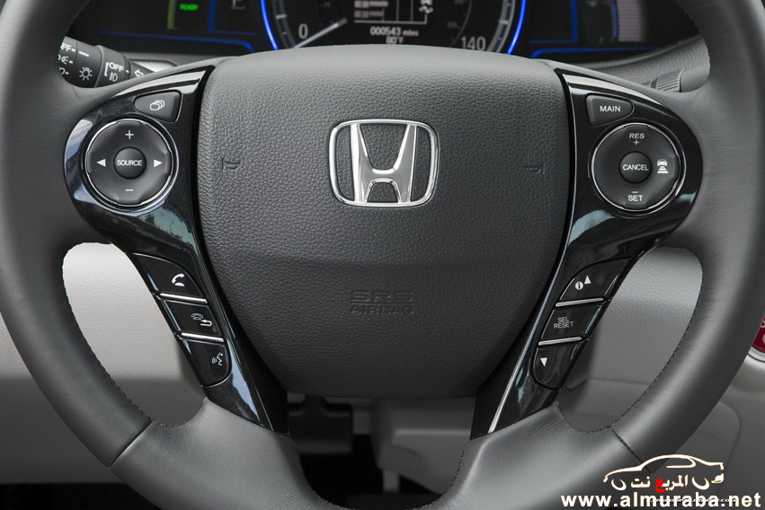 رسمياً صور هوندا اكورد 2013 اكثر من 60 صورة بجودة عالية وبالألوان الجديدة Honda Accord 2013 60